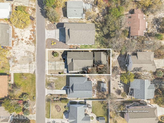 140 NE 16th Street, Oak Island, NC 28465