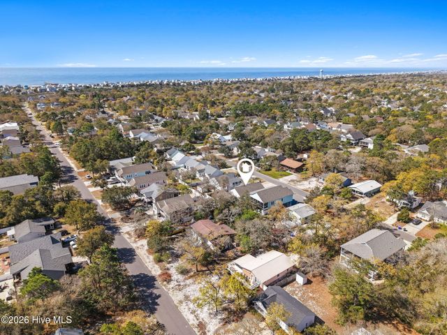 140 NE 16th Street, Oak Island, NC 28465