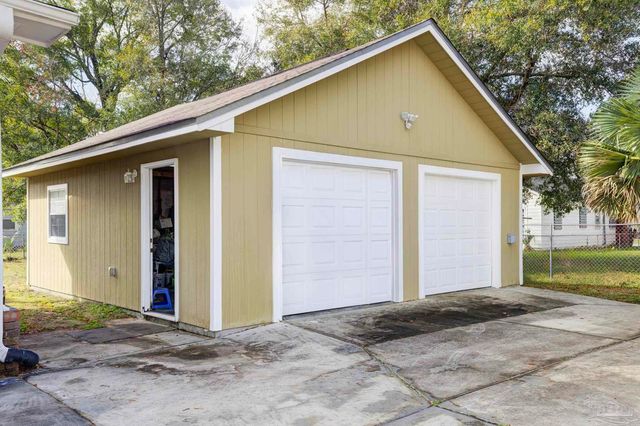 1315 N 7th Ave, Pensacola, FL 32501