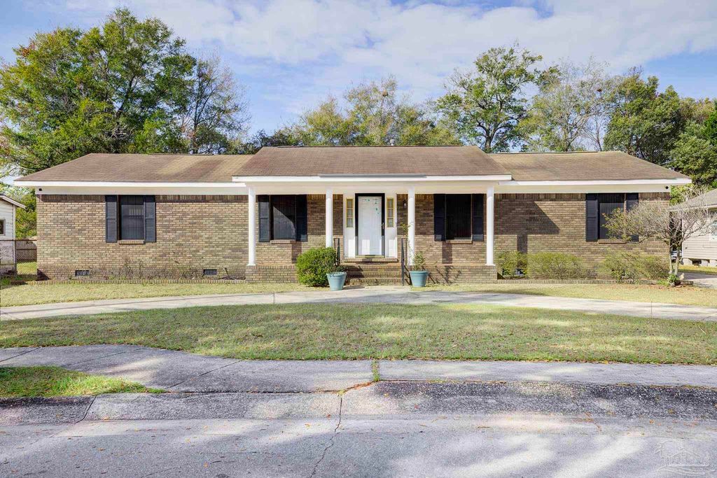 1315 N 7th Ave, Pensacola, FL 32501