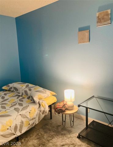 1381 East University Avenue 307, Las Vegas, NV 89119