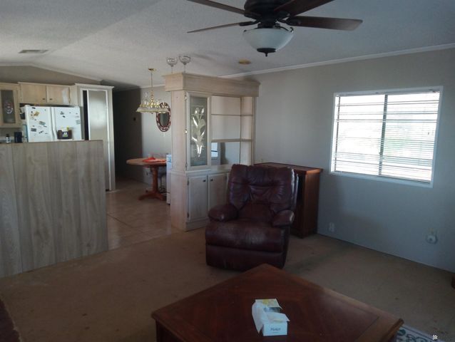 8864 S Pirtle Ct, Wellton, AZ 85356