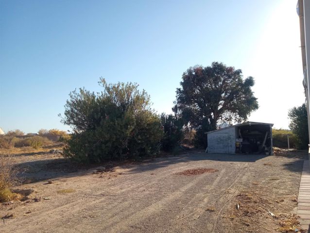 8864 S Pirtle Ct, Wellton, AZ 85356