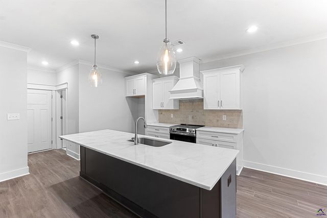 532 Bristleleaf Path, Kathleen, GA 31047