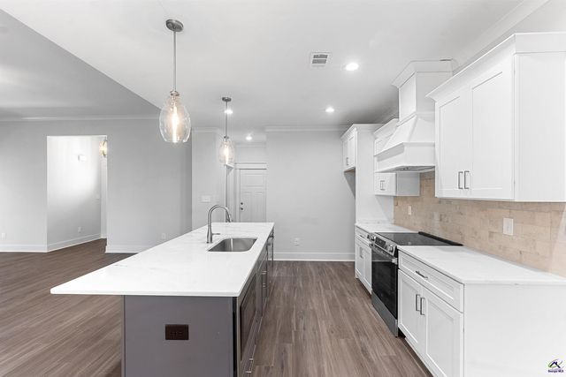 532 Bristleleaf Path, Kathleen, GA 31047