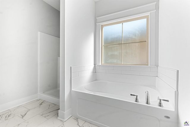 532 Bristleleaf Path, Kathleen, GA 31047