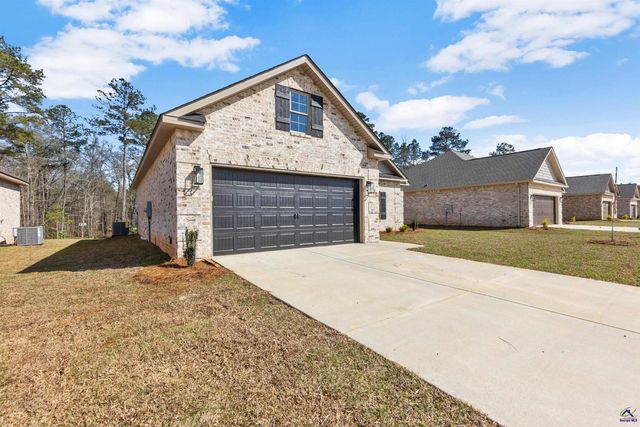 532 Bristleleaf Path, Kathleen, GA 31047
