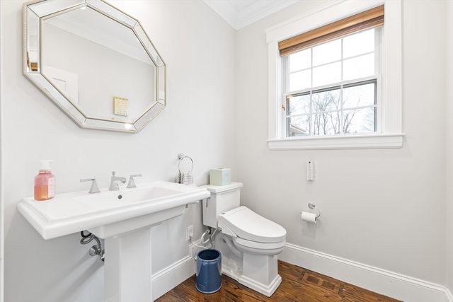 53 Old Mystic St, Arlington, MA 02474