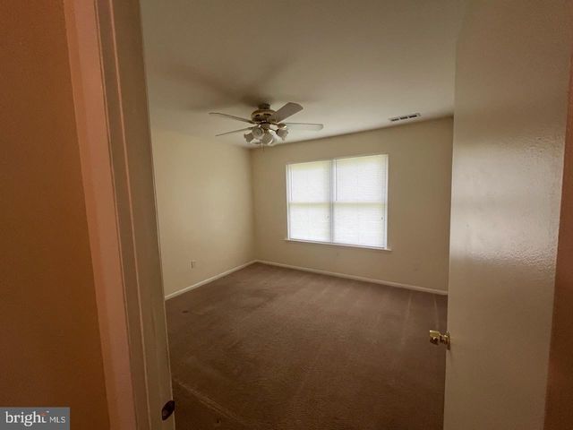 146 DIMINISH DR, Newark, DE 19713