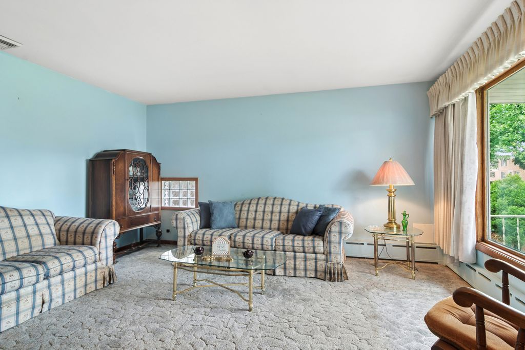 1315 Everett Avenue, Des Plaines, IL 60018 — photo 3