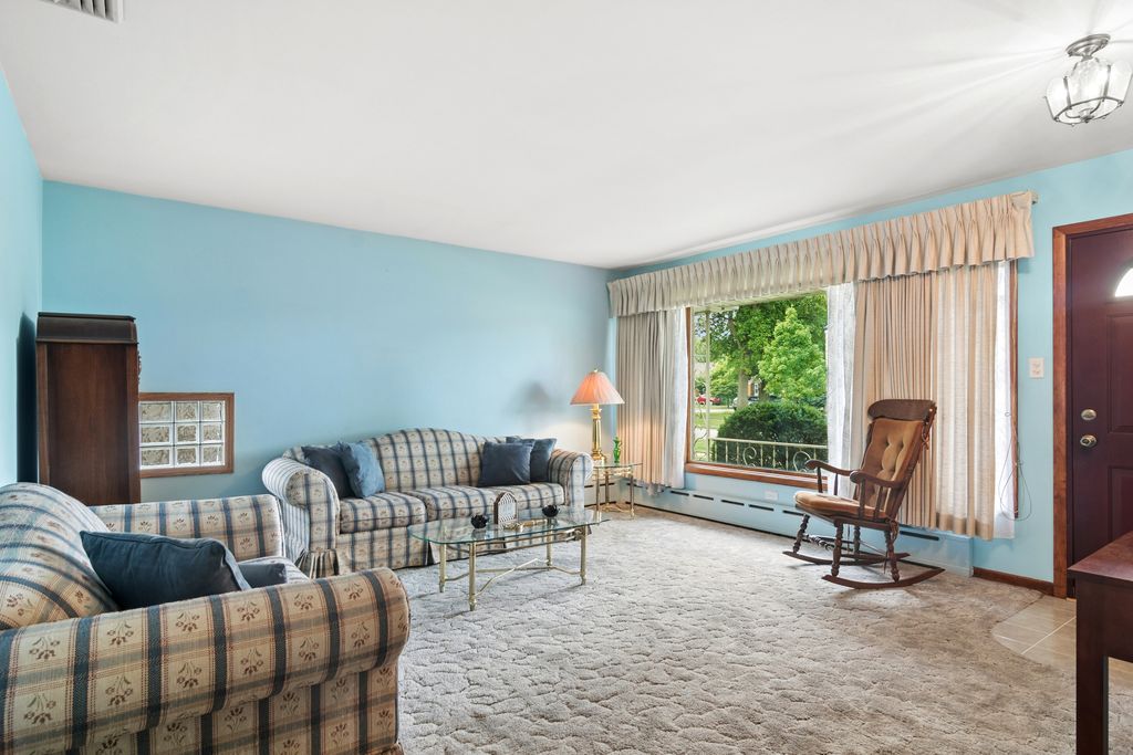 1315 Everett Avenue, Des Plaines, IL 60018 — photo 4