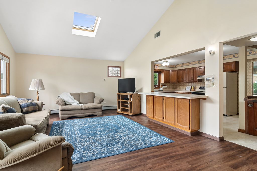 1315 Everett Avenue, Des Plaines, IL 60018 — photo 5