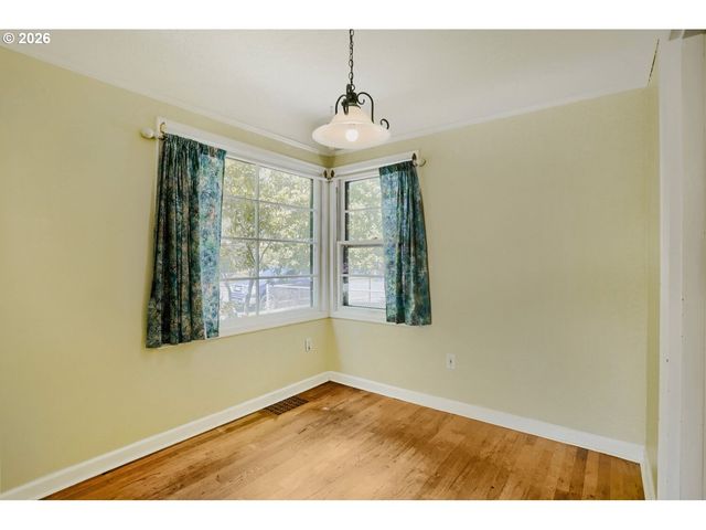 4700 Se 71ST Ave, Portland, OR 97206