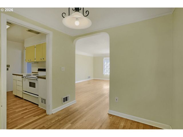 4700 Se 71ST Ave, Portland, OR 97206