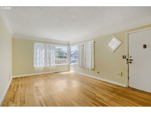 4700 Se 71ST Ave, Portland, OR 97206