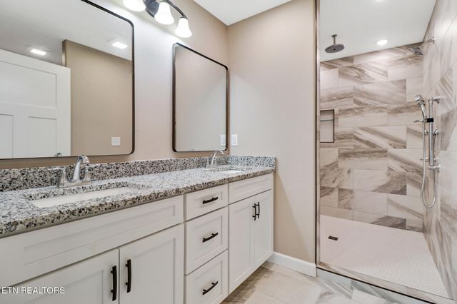 154 Adler Lane, Crossville, TN 38558