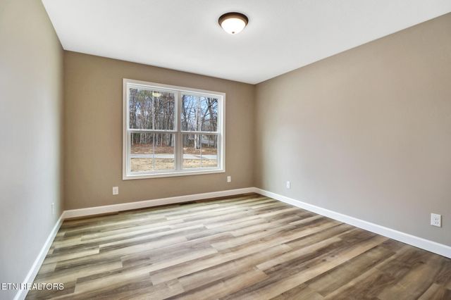 154 Adler Lane, Crossville, TN 38558