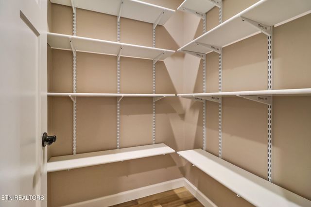 154 Adler Lane, Crossville, TN 38558