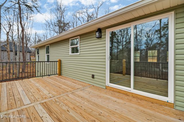 154 Adler Lane, Crossville, TN 38558