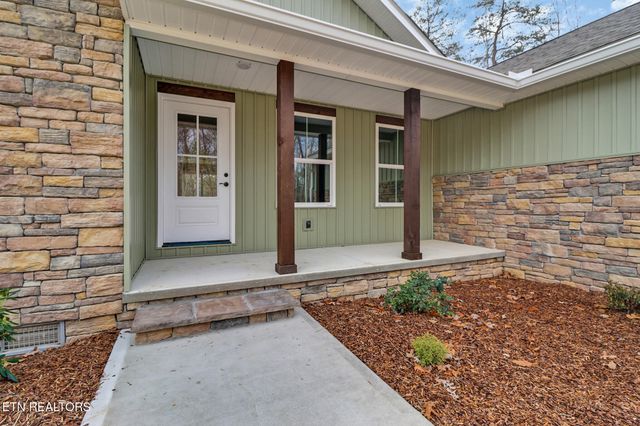 154 Adler Lane, Crossville, TN 38558