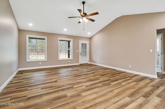 154 Adler Lane, Crossville, TN 38558