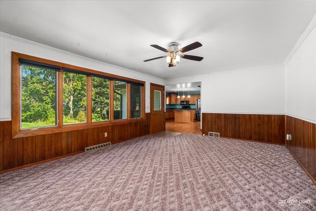 45 Fieldpoint Road, Montgomery, IL 60538