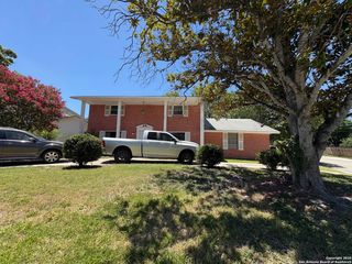 146 summertime, San Antonio, TX 78216
