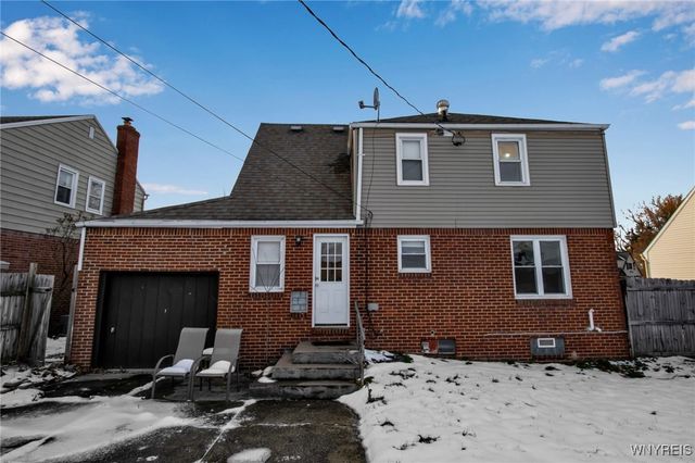 204 Ridgewood Drive, Amherst, NY 14226