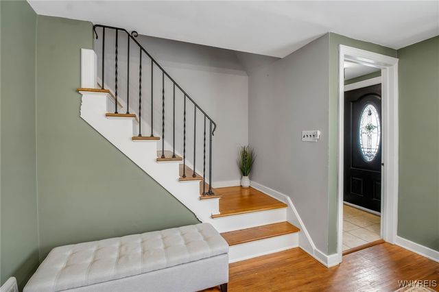 204 Ridgewood Drive, Amherst, NY 14226