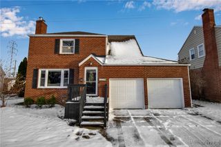 204 Ridgewood Drive, Amherst, NY 14226