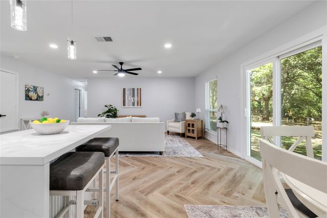 110 Muleta Drive, Oak Point, TX 75068