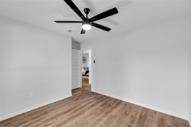 110 Muleta Drive, Oak Point, TX 75068