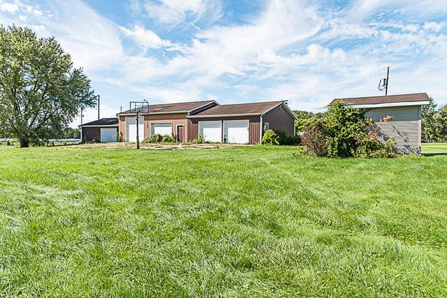 2240 E Hickory Road, Battle Creek, MI 49017