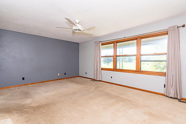 2240 E Hickory Road, Battle Creek, MI 49017