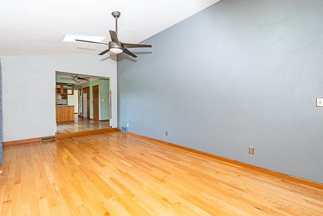 2240 E Hickory Road, Battle Creek, MI 49017