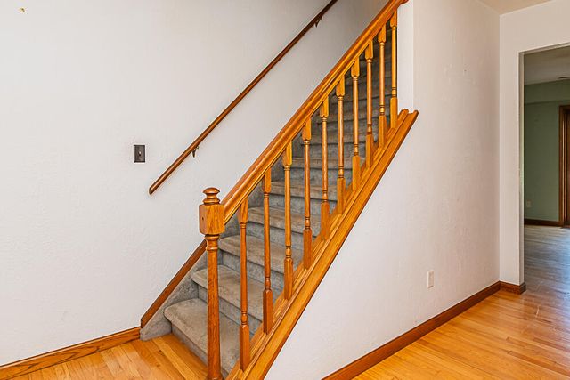 2240 E Hickory Road, Battle Creek, MI 49017
