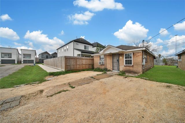 2311 Kabee Street, Houston, TX 77020