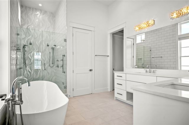 331 Tailwind Dr, Port Aransas, TX 78373