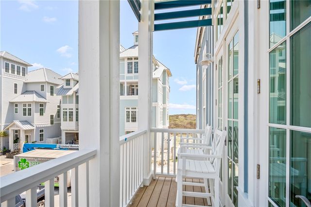 331 Tailwind Dr, Port Aransas, TX 78373