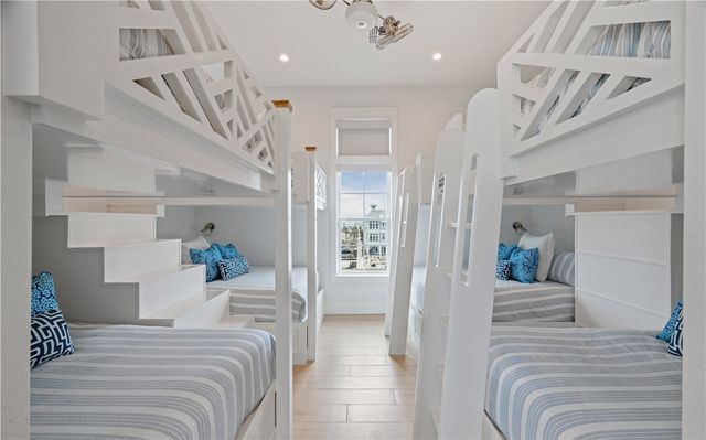 331 Tailwind Dr, Port Aransas, TX 78373