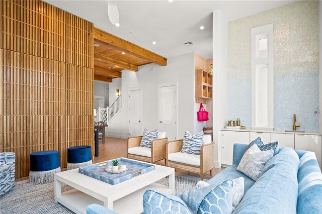 331 Tailwind Dr, Port Aransas, TX 78373