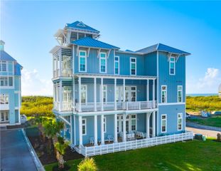 331 Tailwind Dr, Port Aransas, TX 78373