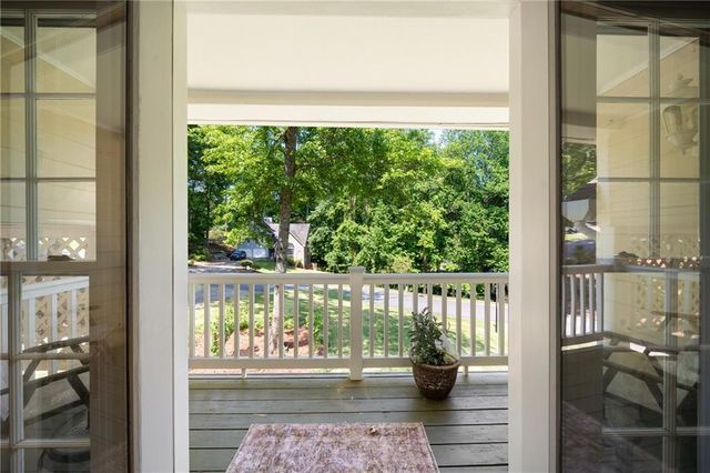 11675 Highland Colony Drive, Roswell, GA 30075