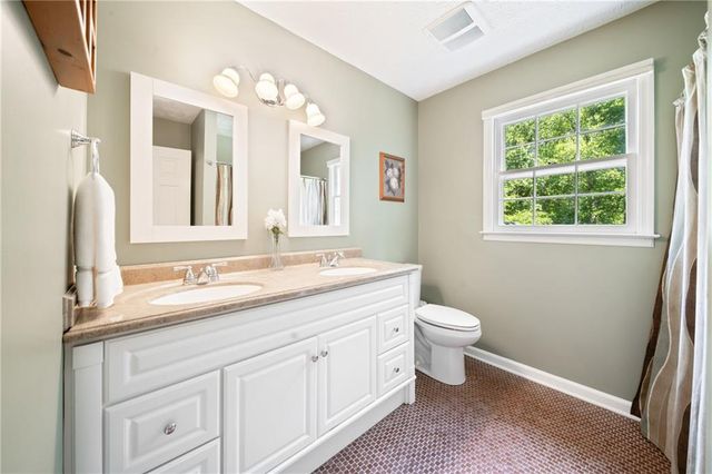 11675 Highland Colony Drive, Roswell, GA 30075