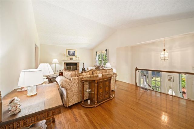 11675 Highland Colony Drive, Roswell, GA 30075