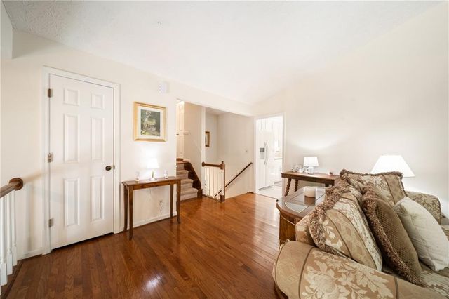 11675 Highland Colony Drive, Roswell, GA 30075