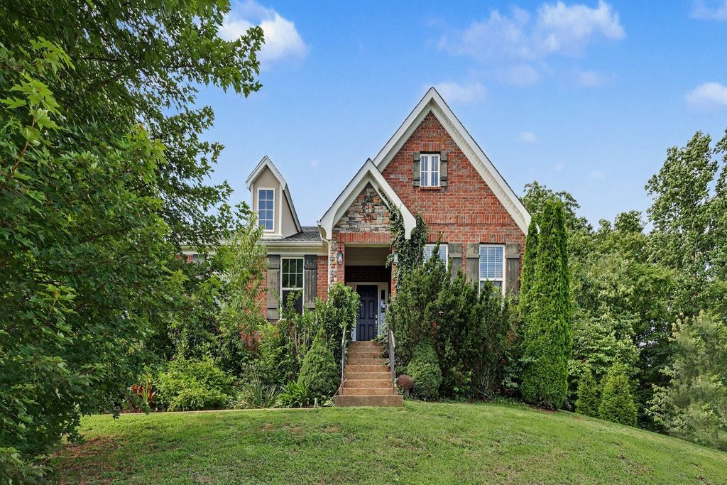7204 Affirmed Ct, Fairview, TN 37062