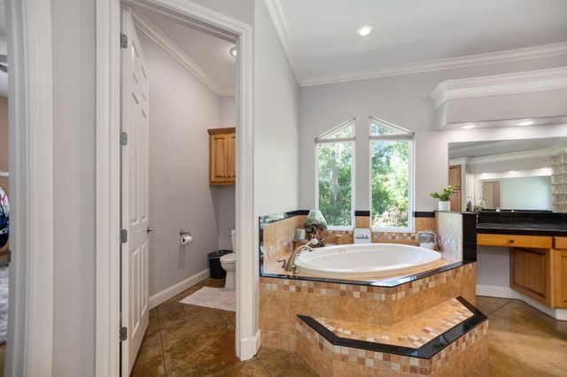 205 Twin Creek Street, Lufkin, TX 75904