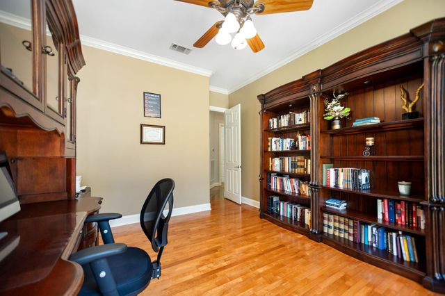 205 Twin Creek Street, Lufkin, TX 75904