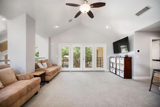 205 Twin Creek Street, Lufkin, TX 75904